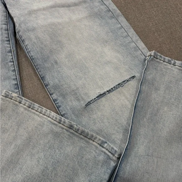 Cavalier Class Women's Light Blue Straight Leg Jeans - Picture 2 of 4